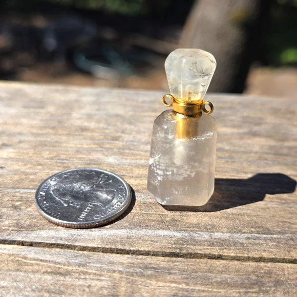Natural Edge Kharma Collection by Avelon Jewelry - Green Florite Moss Rutile Crystal Bottle Pendant Essential Oil Aroma Therapy